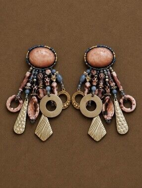 VTG CHIPITA 1980s Artisan Funky Lavendar Beaded Clip-on Festival Earrings